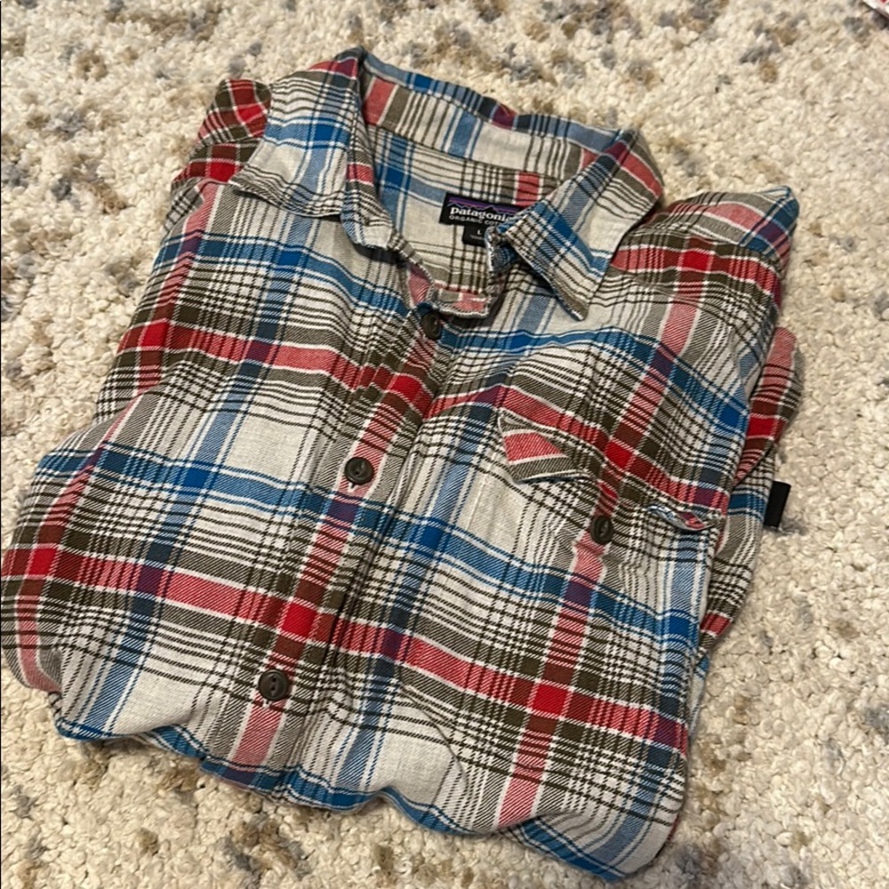 Men’s Patagonia Shirt
